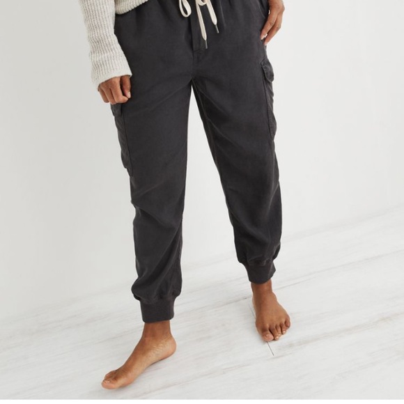 Aerie Twill Cargo Jogger 